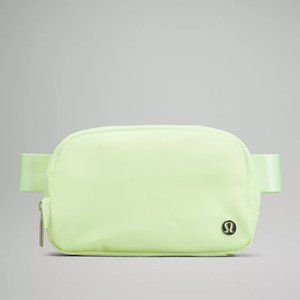 NWT 💚 Lululemon Everywhere Belt Bag - Neon Yellow